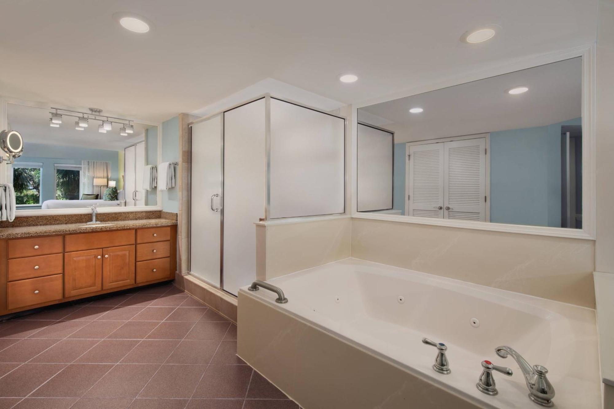 Marriott'S Harbour Point And Sunset Pointe At Shelter Cove Hotell Hilton Head Island Exteriör bild